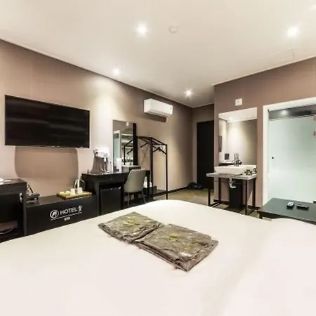 Gangdong Moon Boutique Hotel